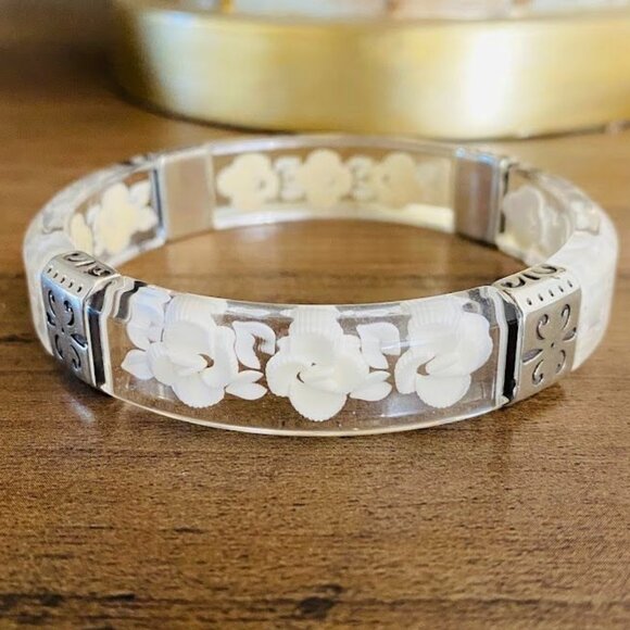 Brighton Clear Lucite 3-D Orchid Floral Bracelet Bangle - Picture 1 of 7